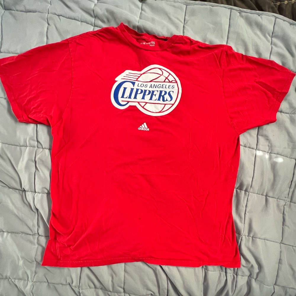 Adidas Clippers T-Shirt and bucket hat
